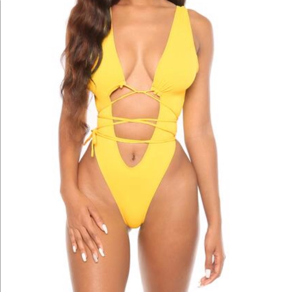 Ladies swimsuit